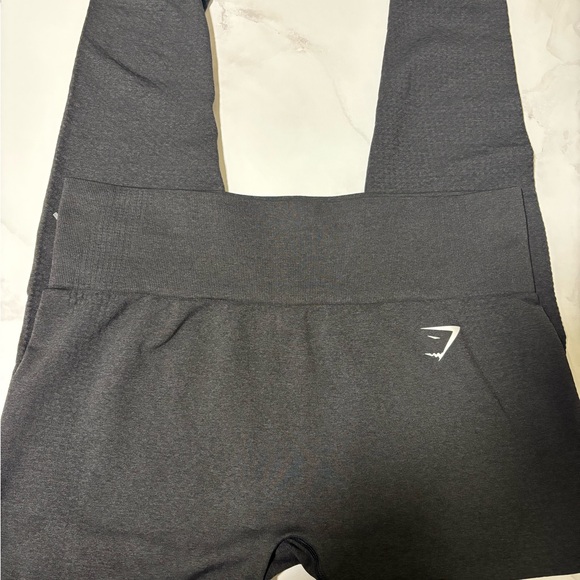 Gymshark Charcoal Leggings - Picture 1 of 3